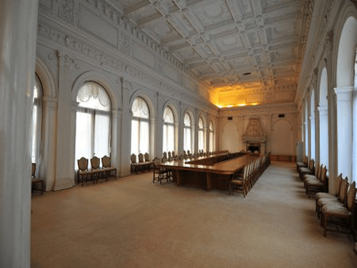 Ливадийский дворец в Крыму — загадочные императорские апартаменты