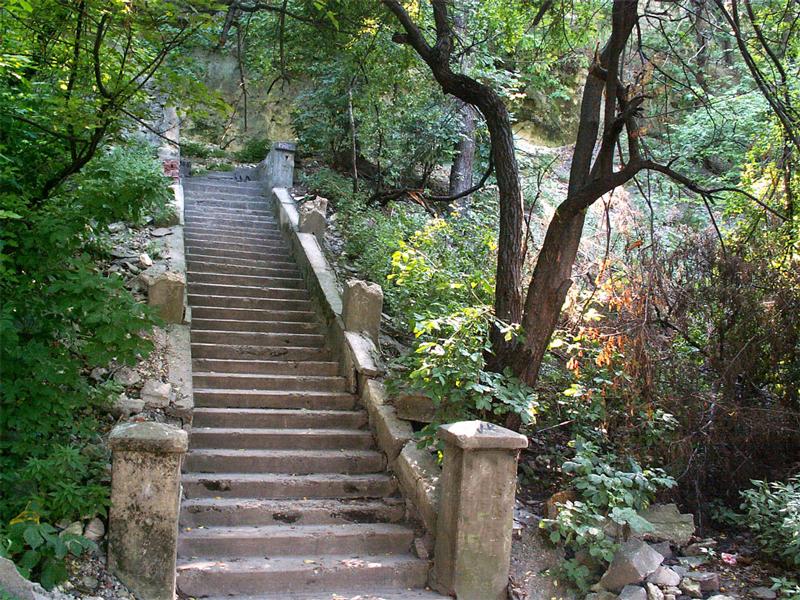 Так называемая «Лестница любви» в Симферополе