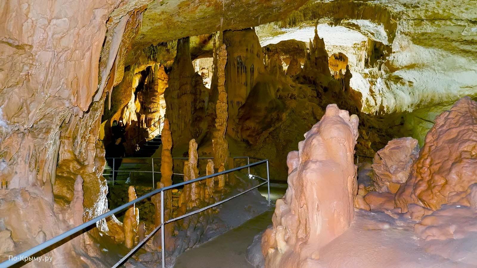 Достопримечательности Алушты: Мраморное пещера