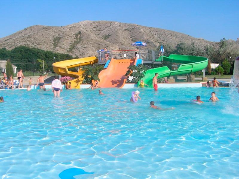 Аквапарк «Водный мир» — великолепный отдых в курортном городе Судак