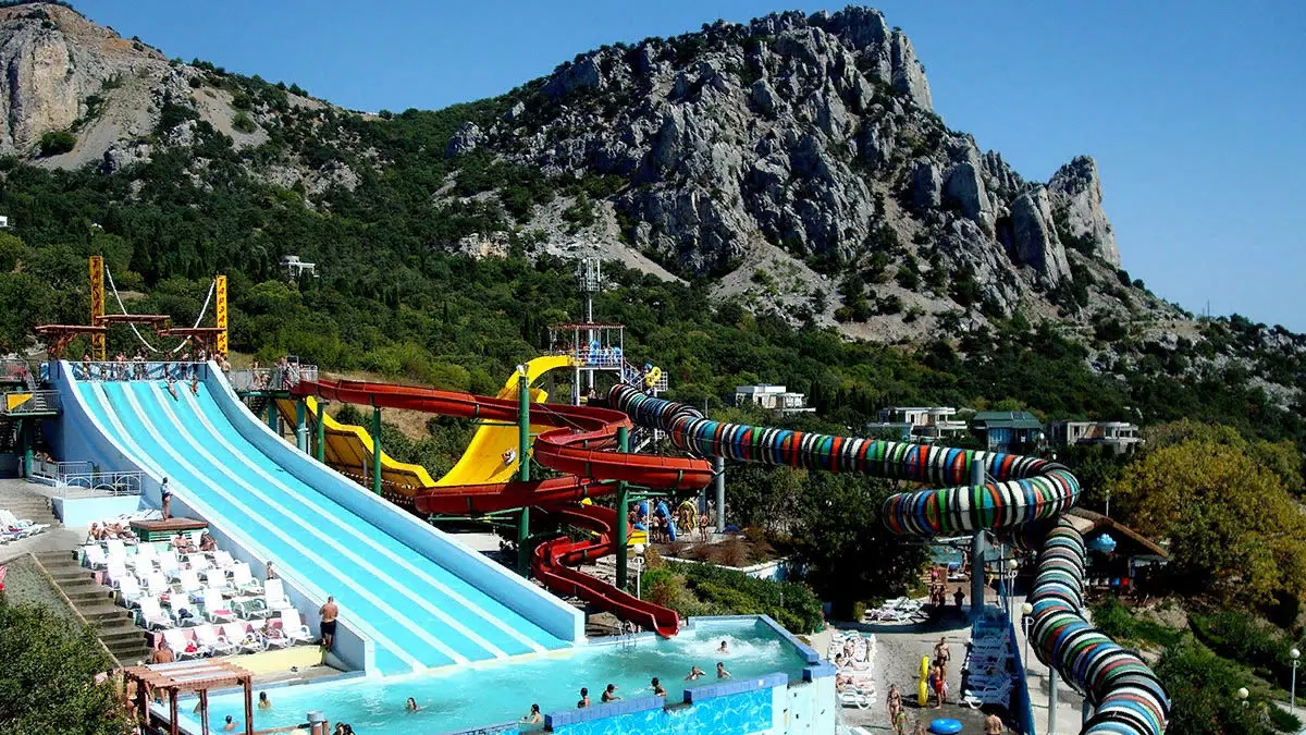10 аквапарков Крыма