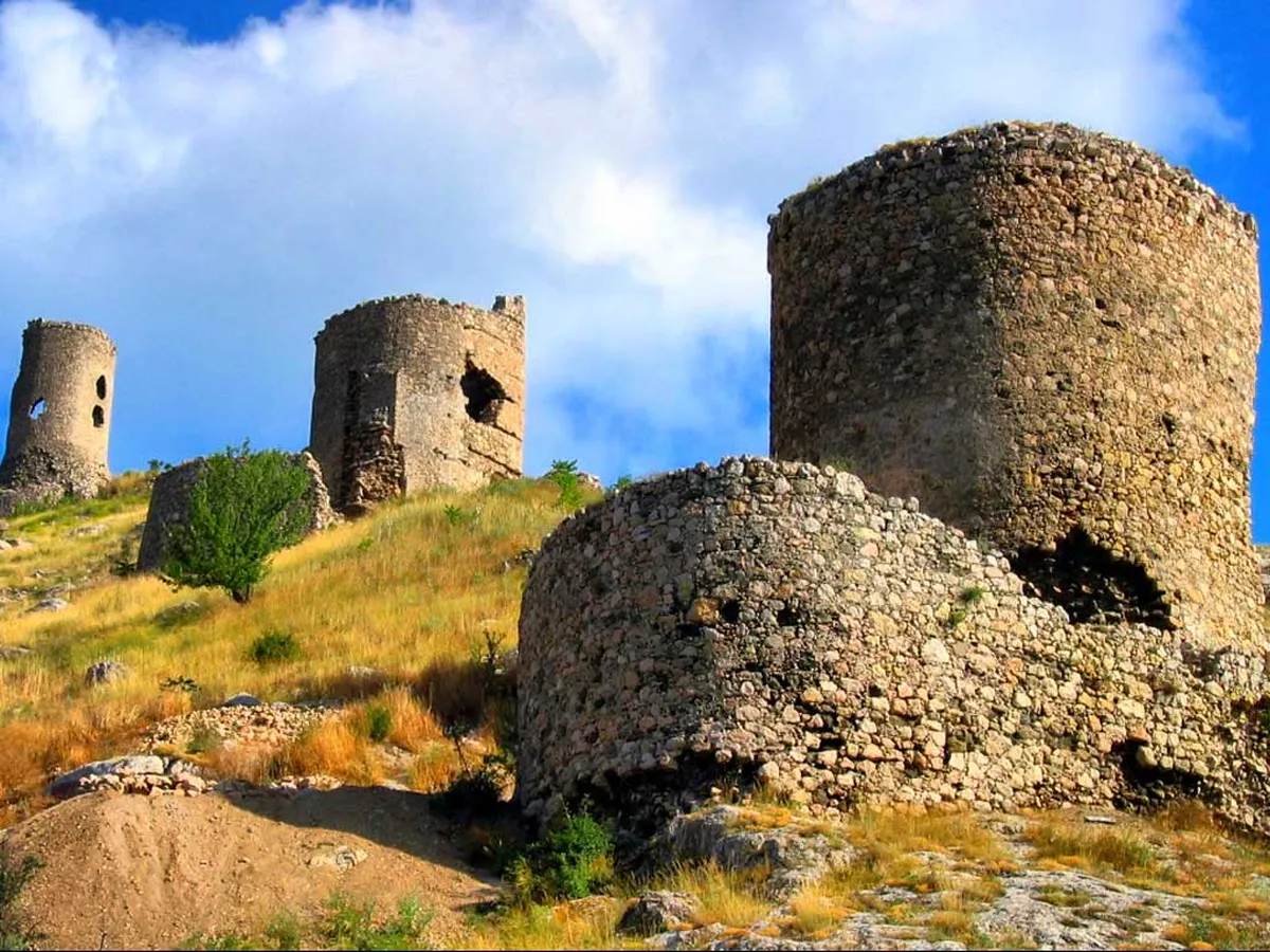 Замок Святого Георгия в Крыме